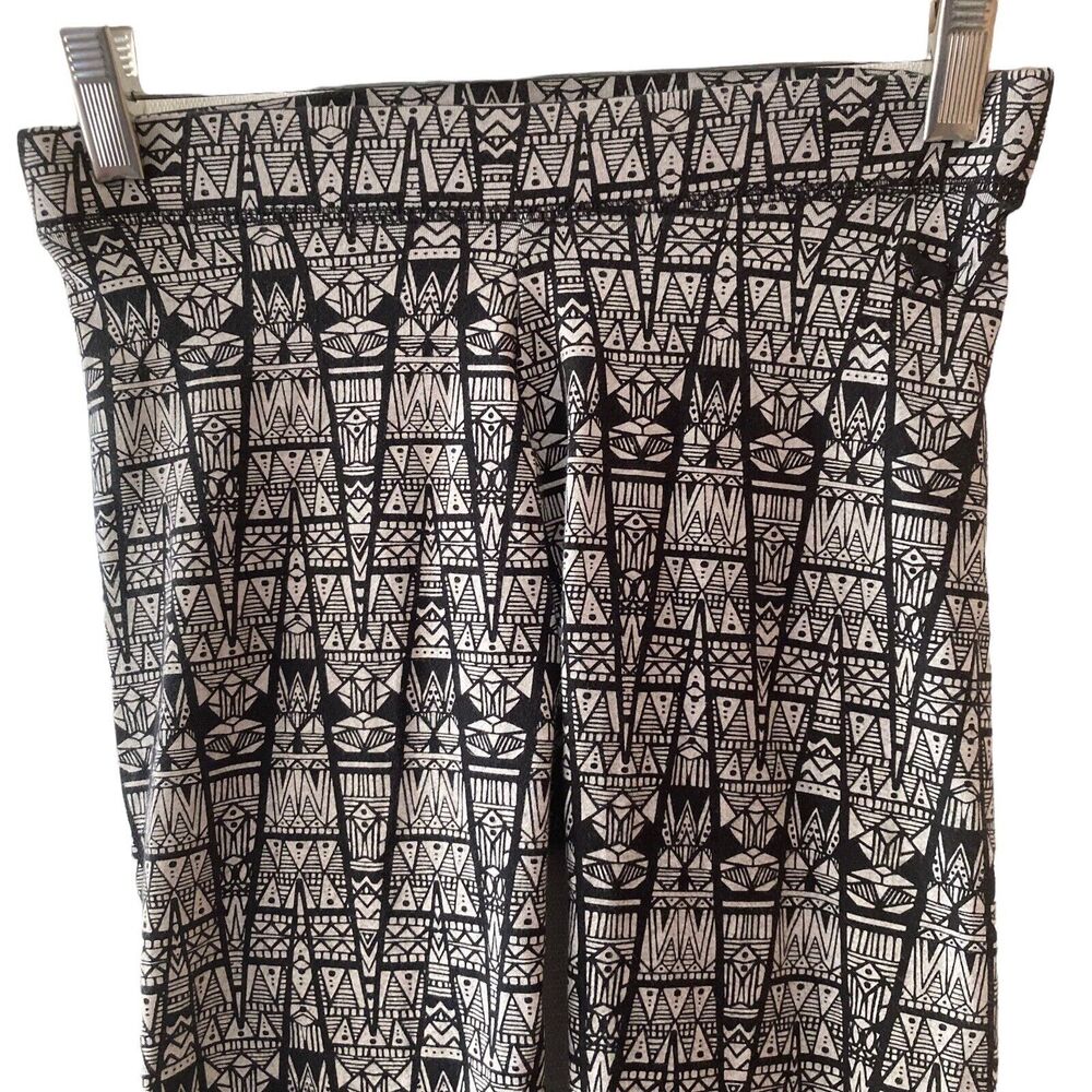 Pink by Victoria's Secret Womens Black and White Abstract Pattern Leggings Small - Picture 7 of 9